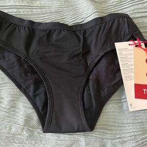 THINX Period Absorbent underwear Sport